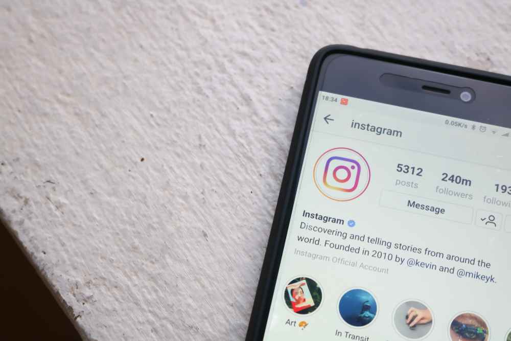 How To Read Instagram Messages Without Being Seen